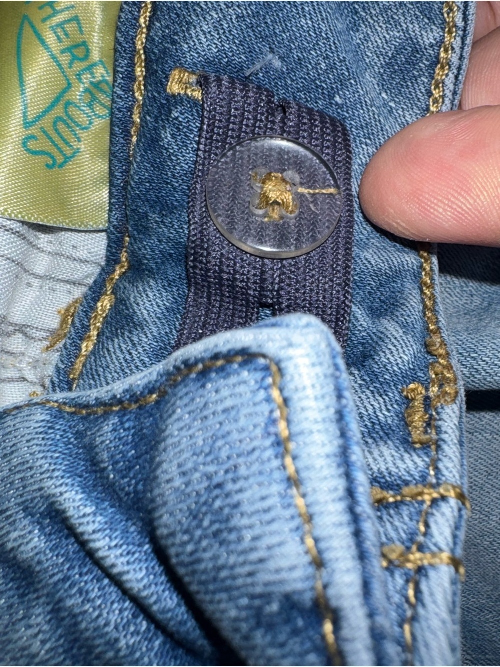 Thereabouts Girls Size 5 Denim Shorts Embroidered Chevron Double Button Stretch - Picture 6 of 6
